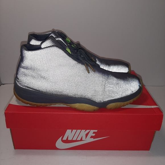 Air Jordan Future 'Dark Grey Volt' - Picture 3 of 12